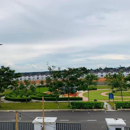 Brand New Cozy Home Desaru Pengerang Near Sebana Cove Resort Kültér fotó